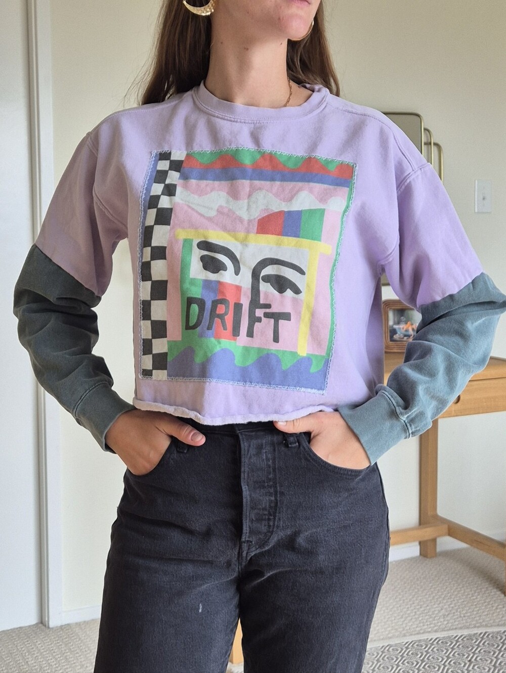 Drift Collective Colorblock Cropped Lavender Graphic Sweatshirt S